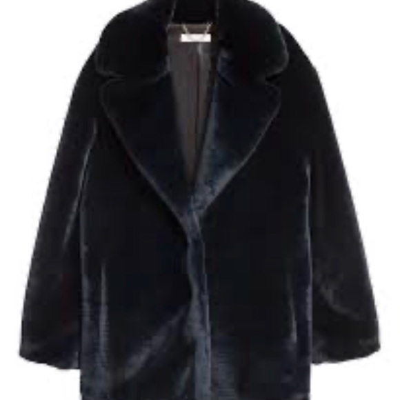 H&M Jackets & Blazers - H&M Black Teddy Coat